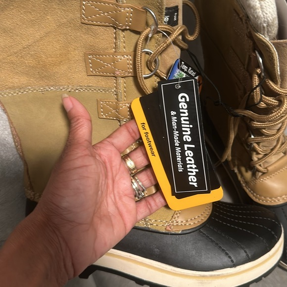 Women’s snow boots 3m thinsulate size 6 - Picture 4 of 6